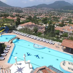 Otel Artemisia Royal Park Club ***